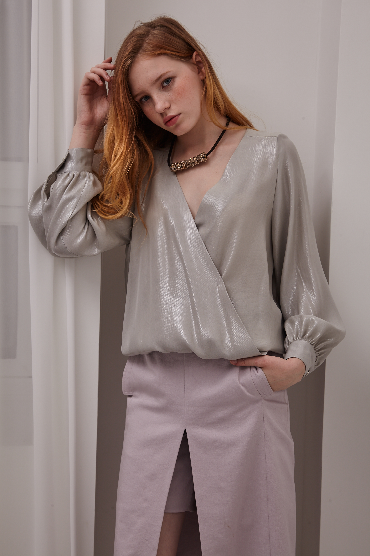 LOOK 12