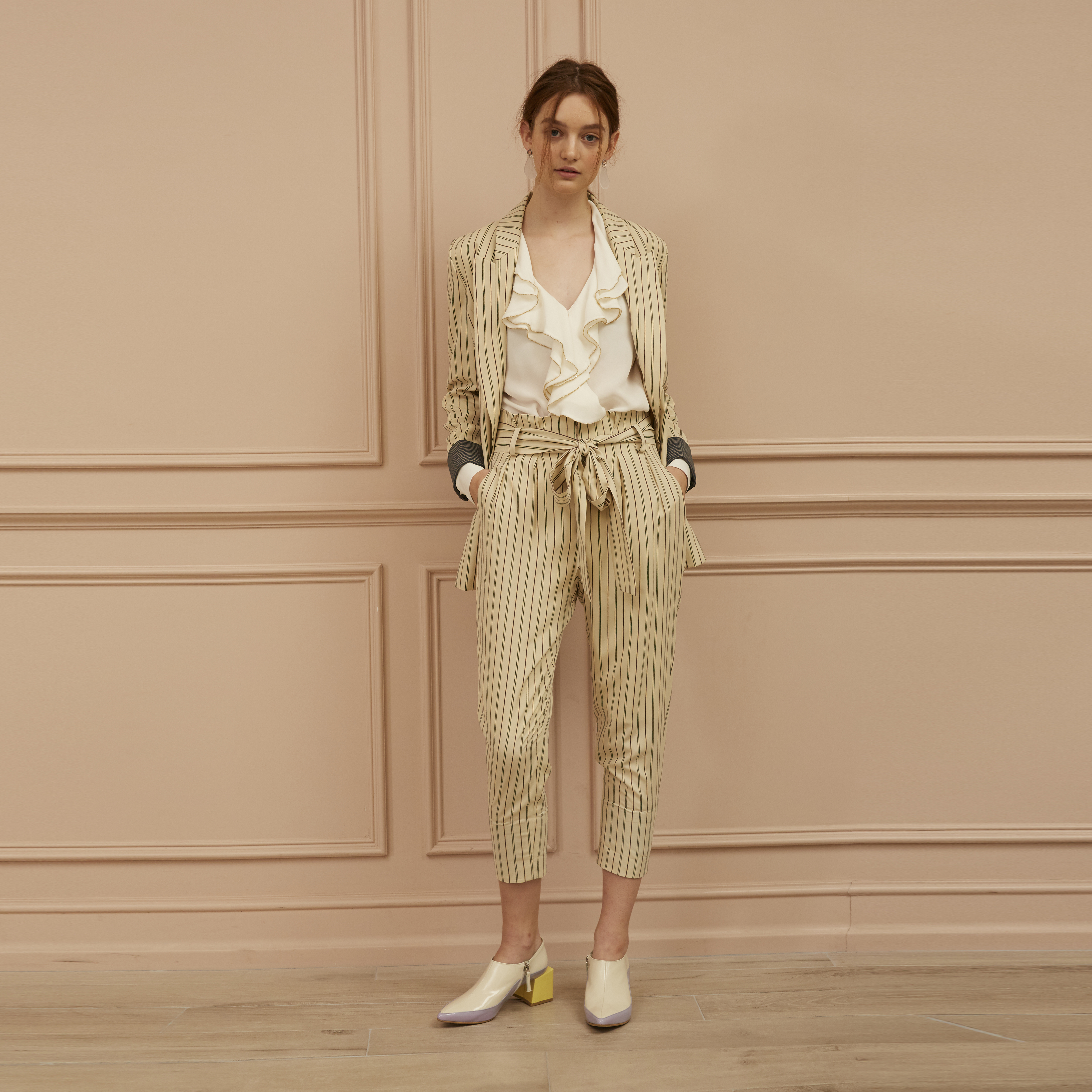 LOOK 8