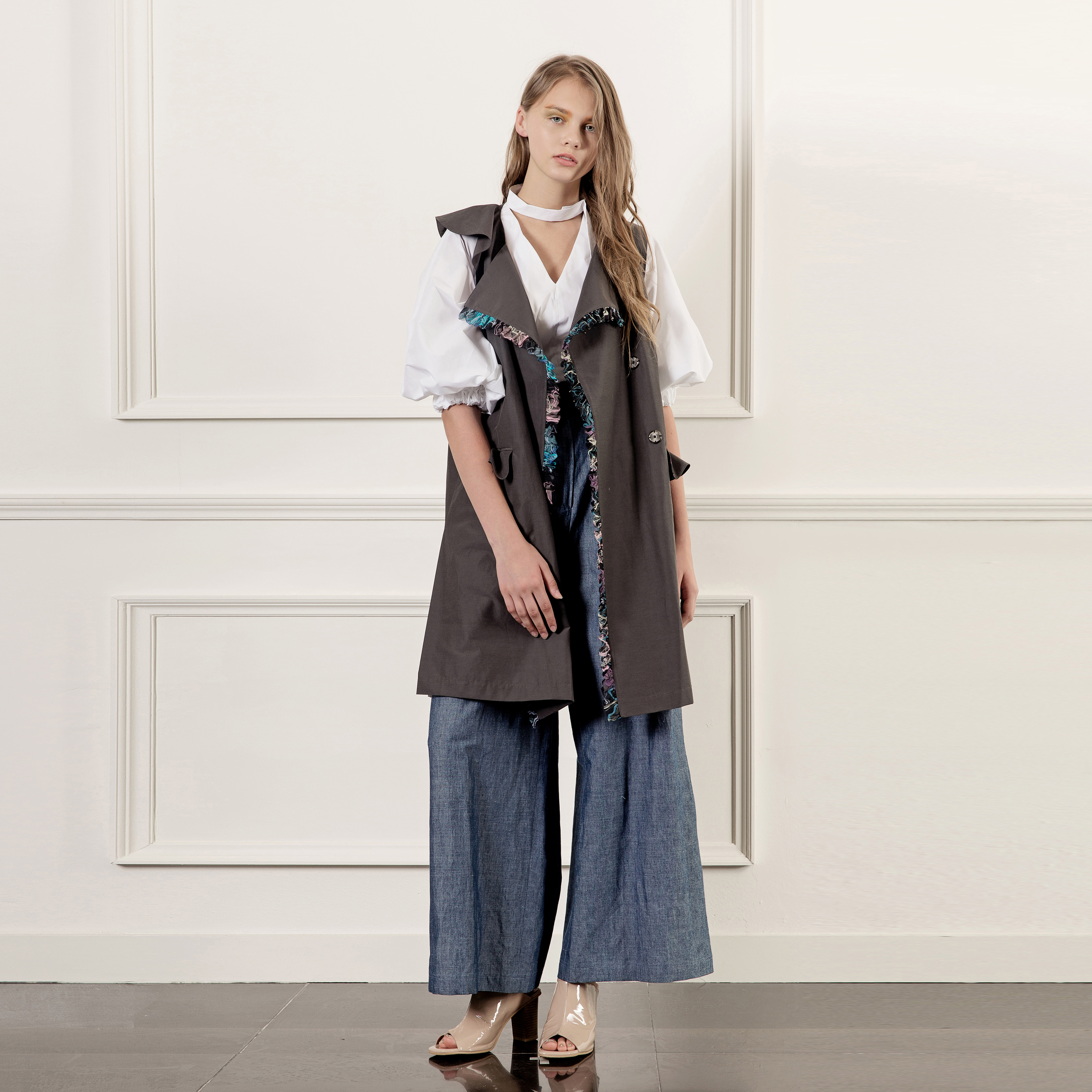 LOOK 76