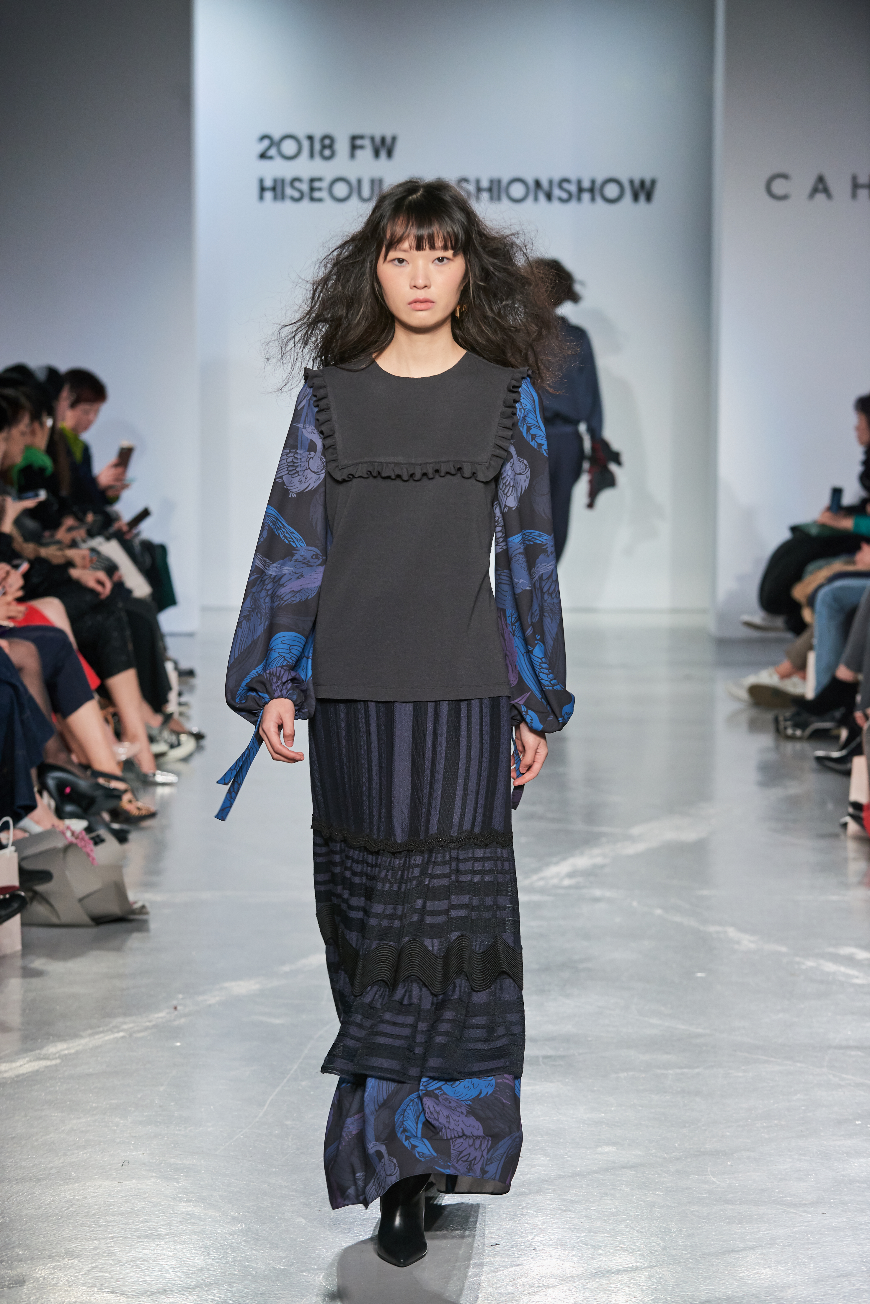 LOOK 6