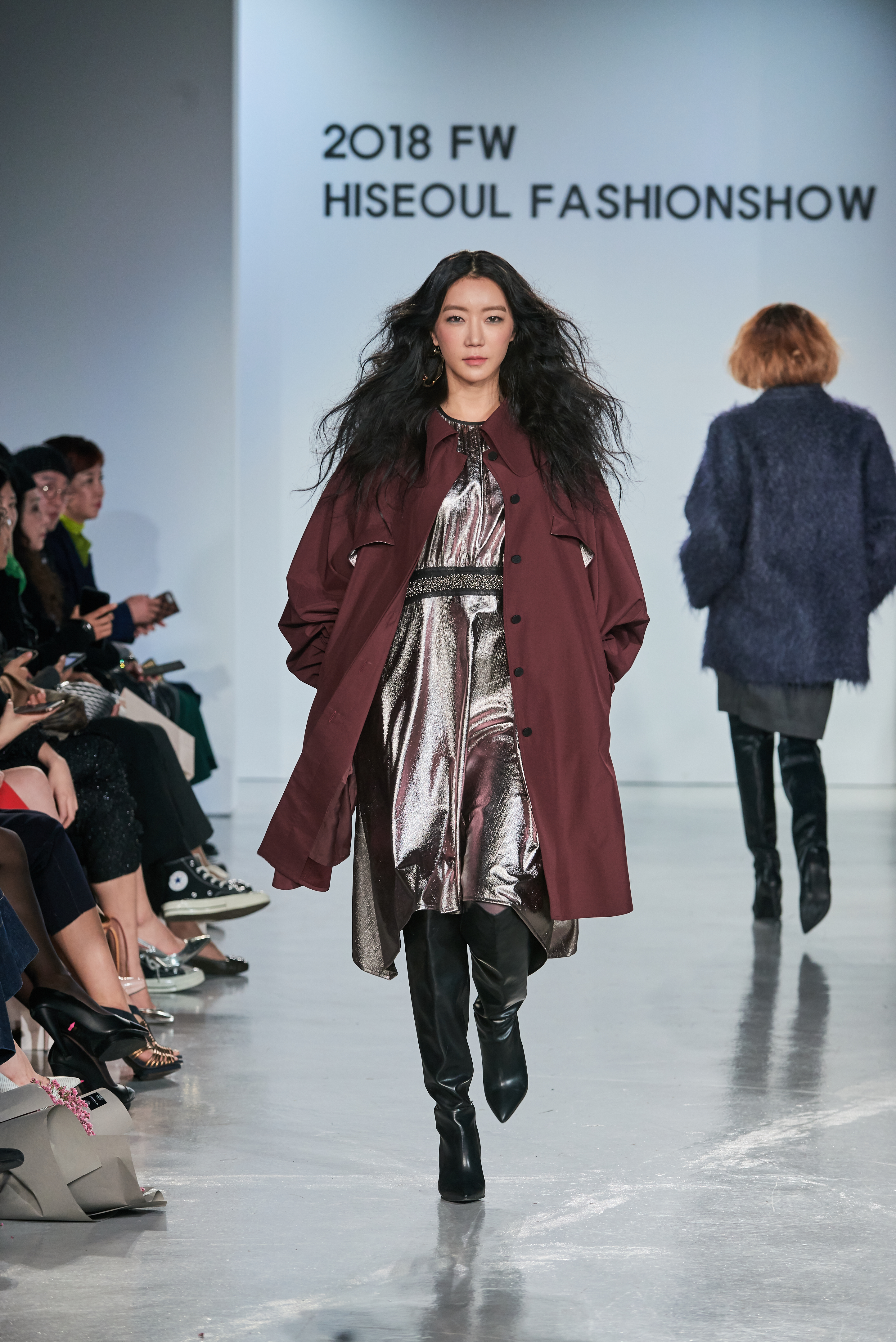 LOOK 30