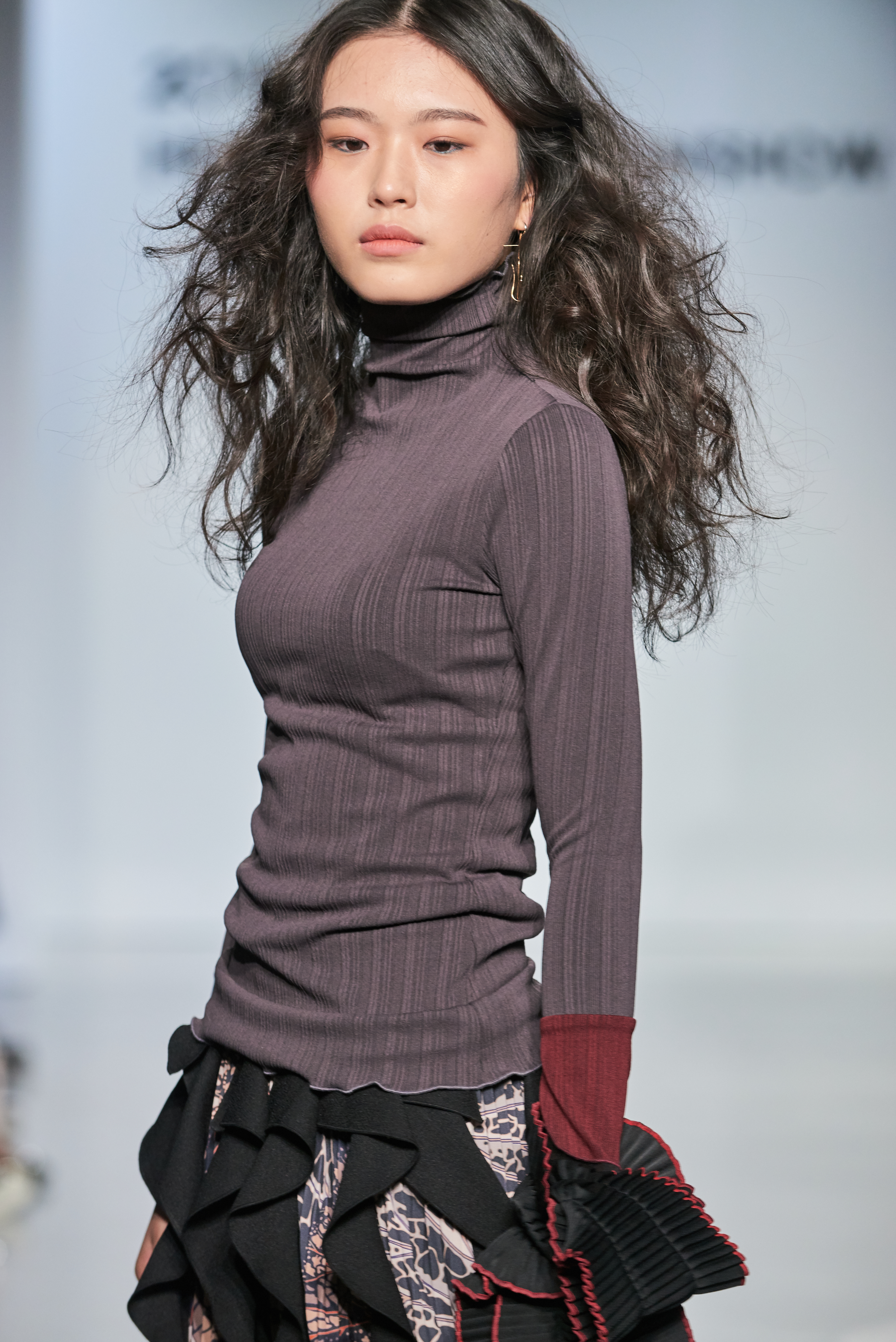 LOOK 9