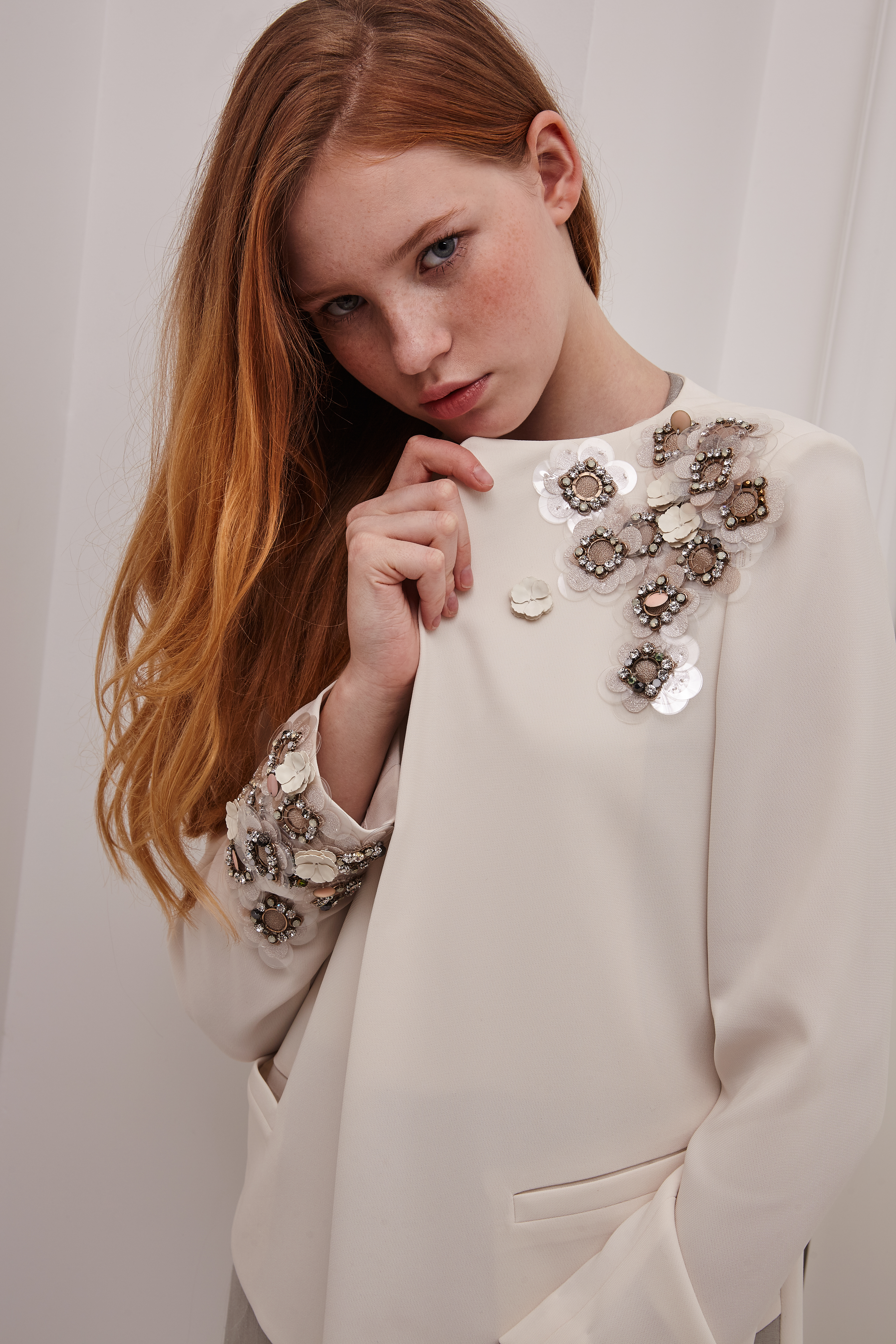 LOOK 18