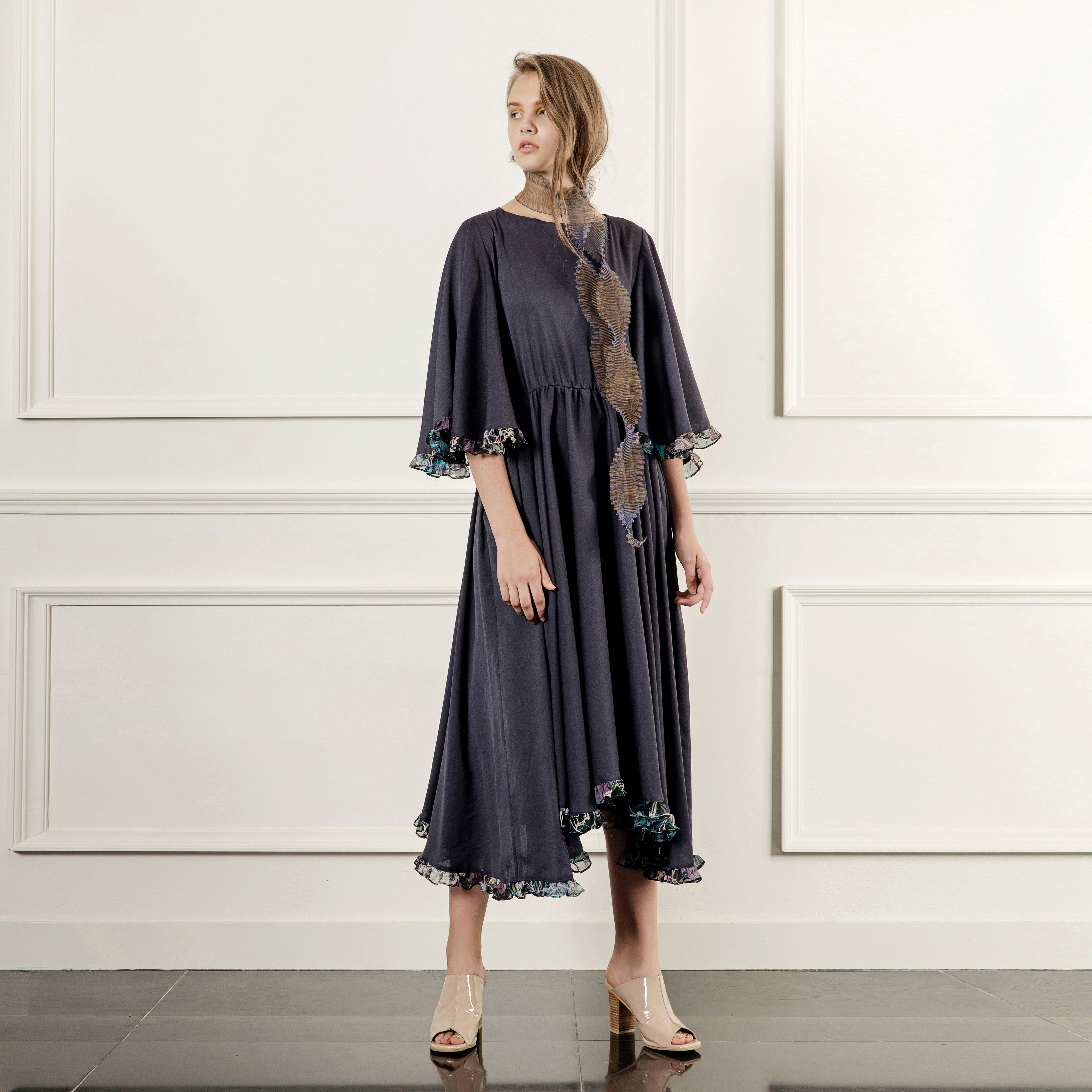 LOOK 79