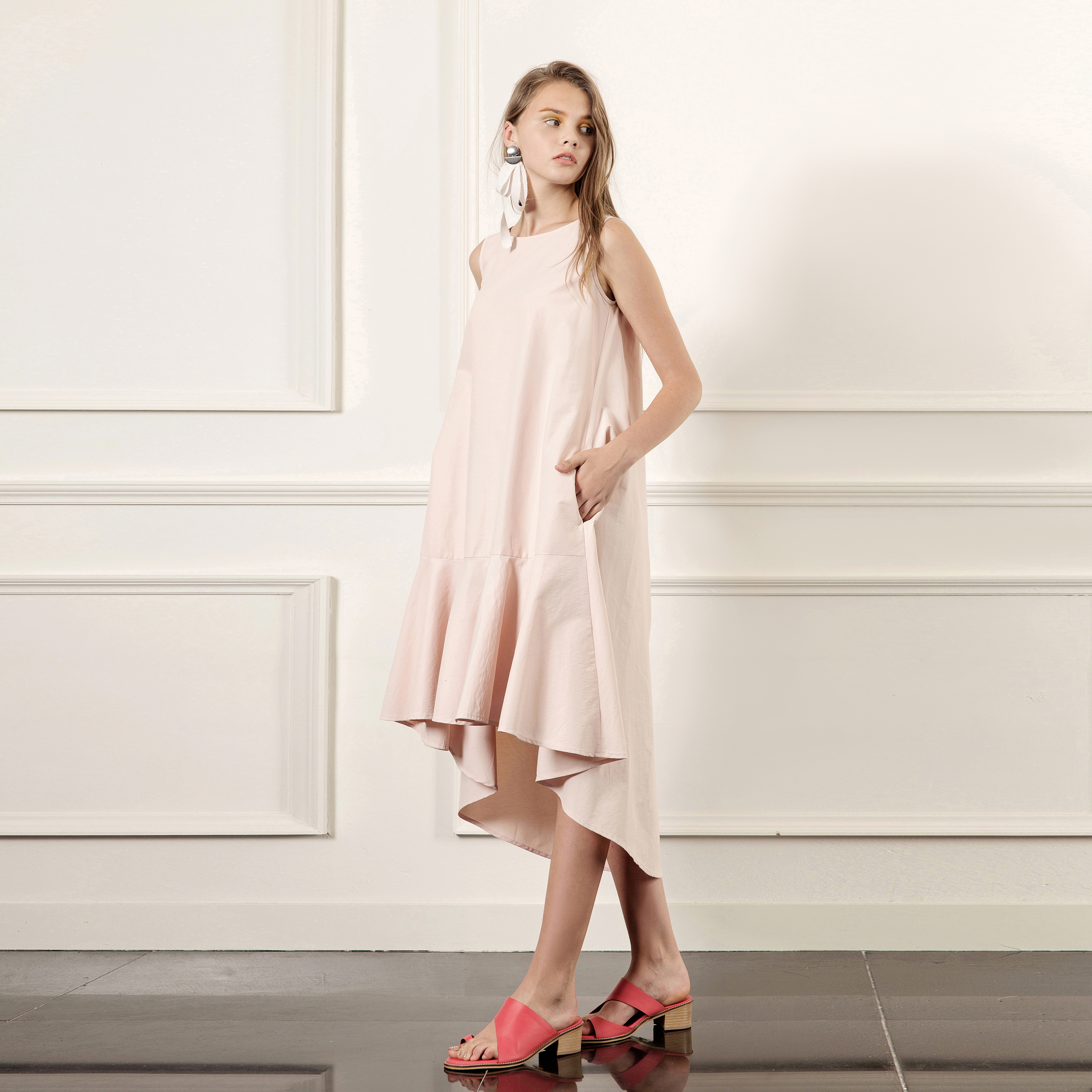 LOOK 54