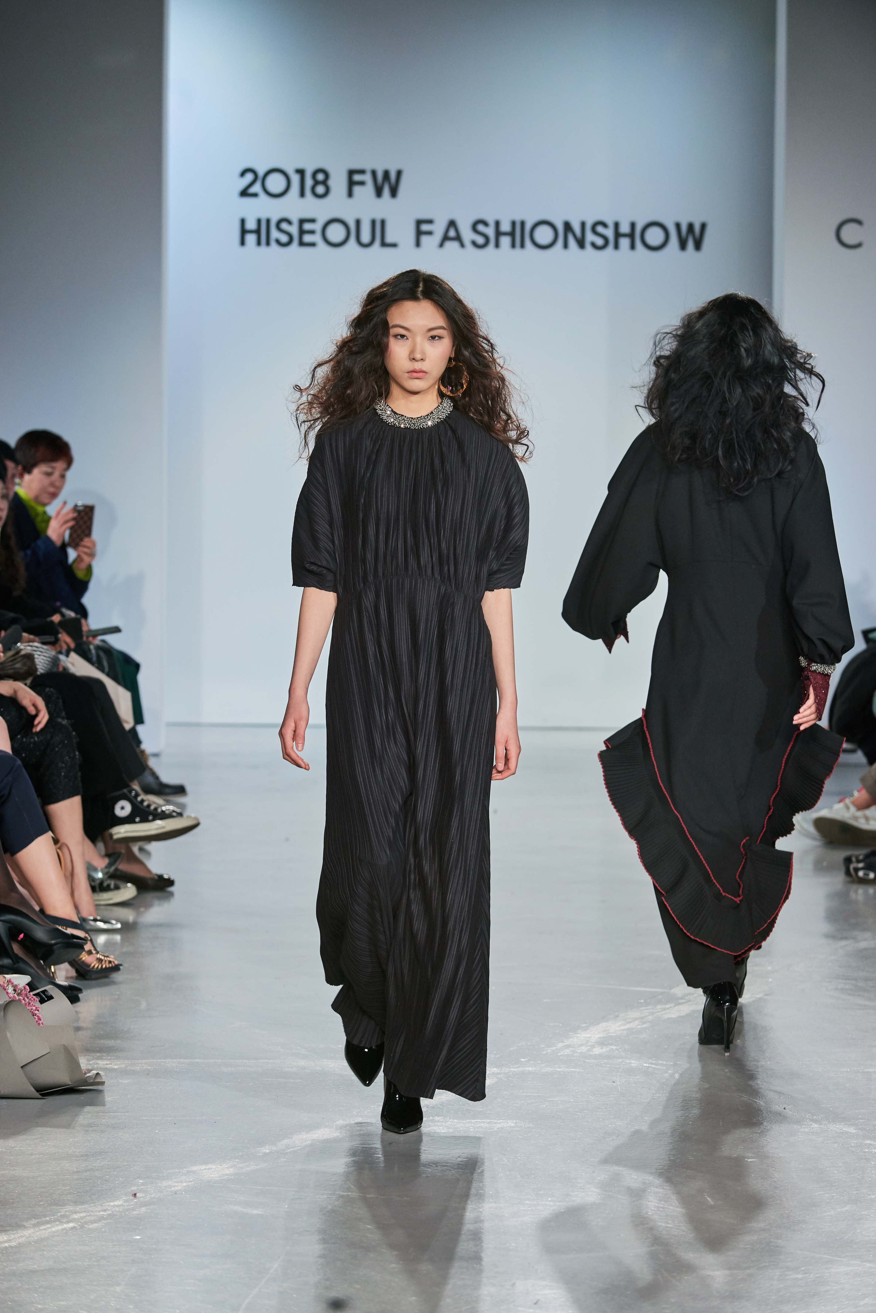 LOOK 46