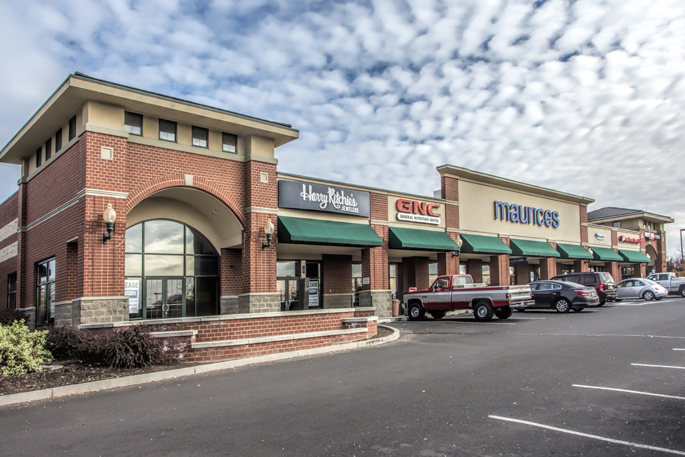 Shopping Center Meadowbrook Plaza United States