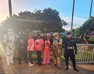 Storm trooper_1)~2_edited.jpg