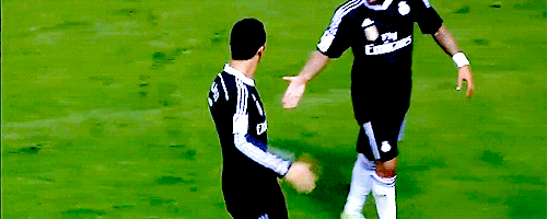 R.gif