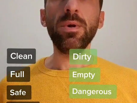 VOCABOLARIO - Inglese, livello A2. Fai clic su "Check It Out" per guardare il video. 👨🏻‍🏫