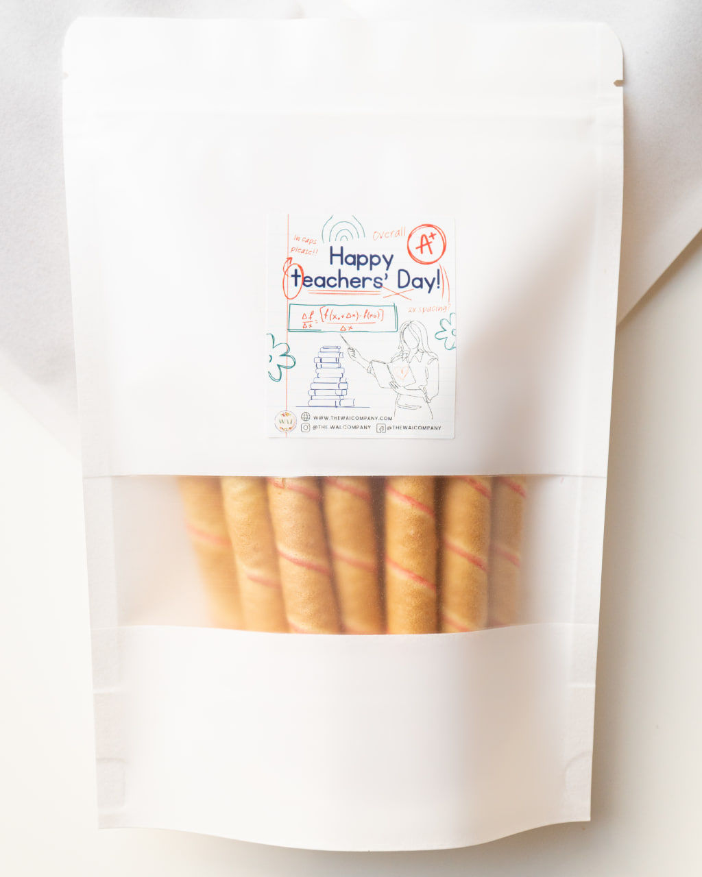 Teachers' Day Wafer Rolls Strawberry