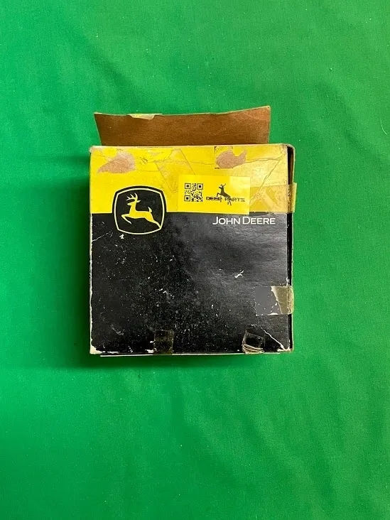 John Deere RE43274 (RE42211) Fuel Pump