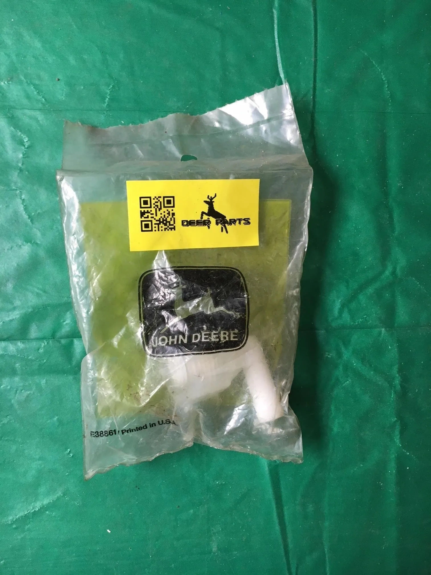 John Deere M79159 Fitting