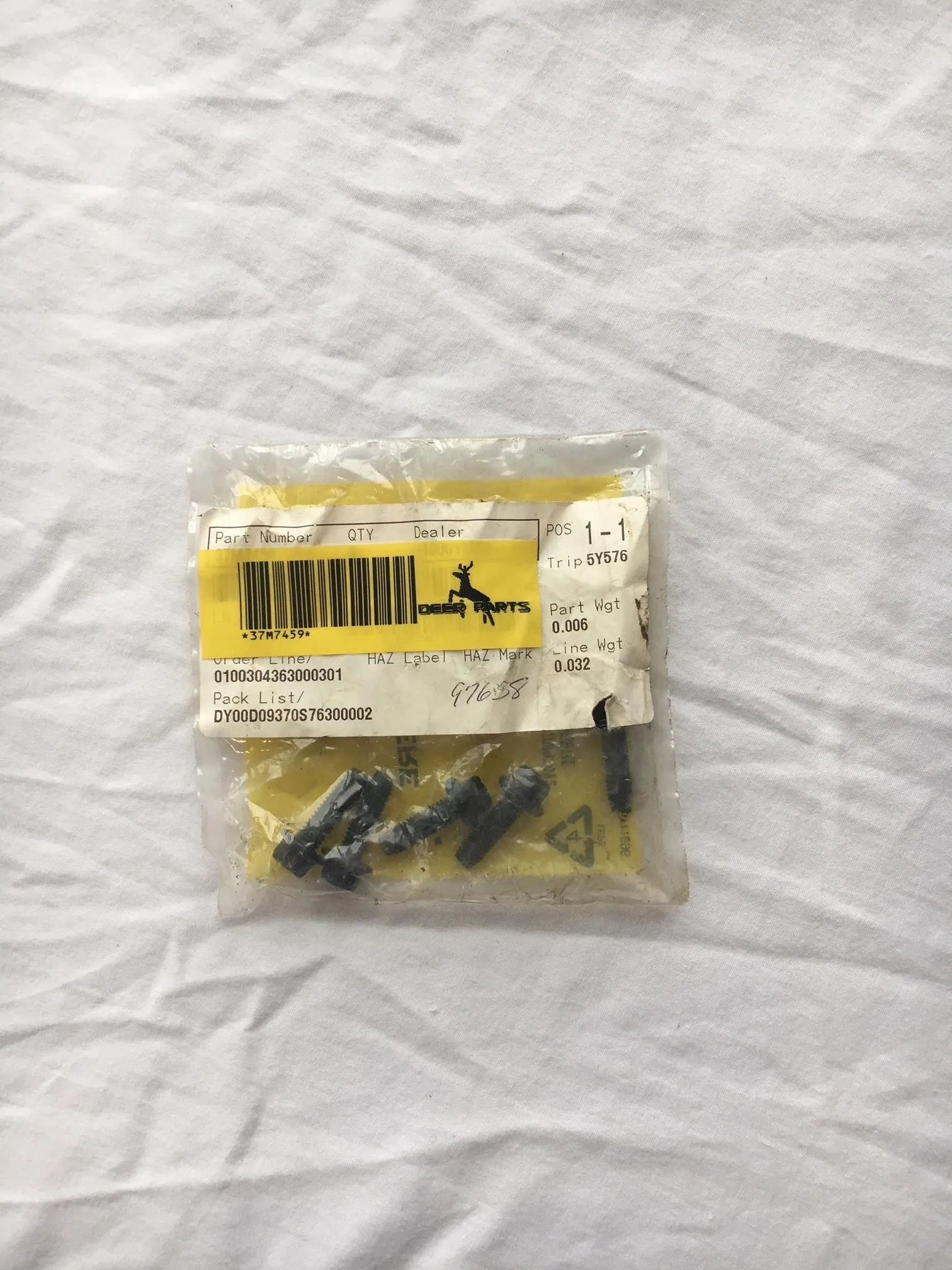 John Deere 37M7459 Screw (Pkg 5)