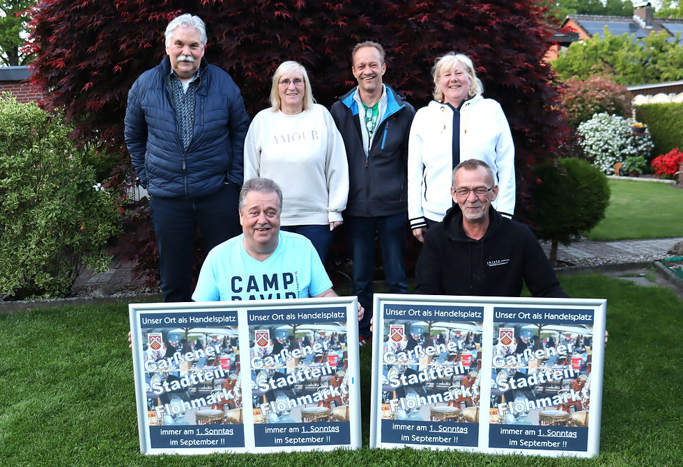 Das Garßener Flohmarktteam: Vordere Reihe, von links: Jürgen Dommach und Peter Seifert (Schützenverein), hintere Reihe, von links: Andreas Reimchen (Ortsbürgermeister Garßen + Schirmherr), Susanne Dommach, Heiko Kaulisch und Ines Stradtmann (Schützenverein Garßen). Foto: Ortsrat Garßen
