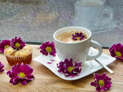 Austausch bei Kaffee und Kuchen