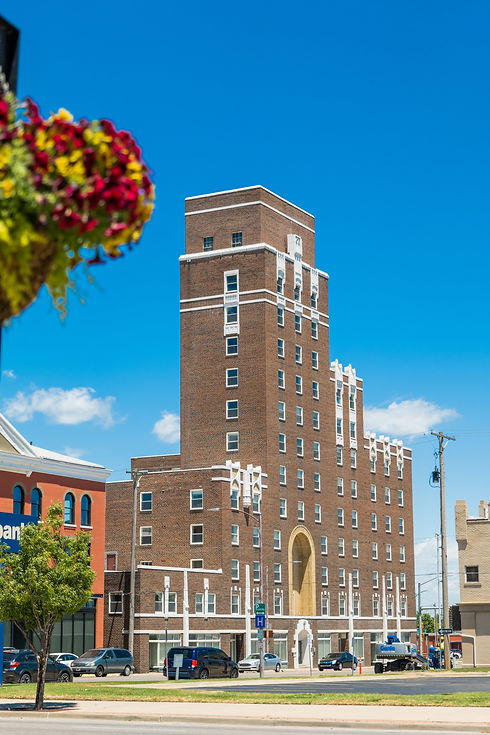 Downtown_Besse_Hotel_2020_05.jpg