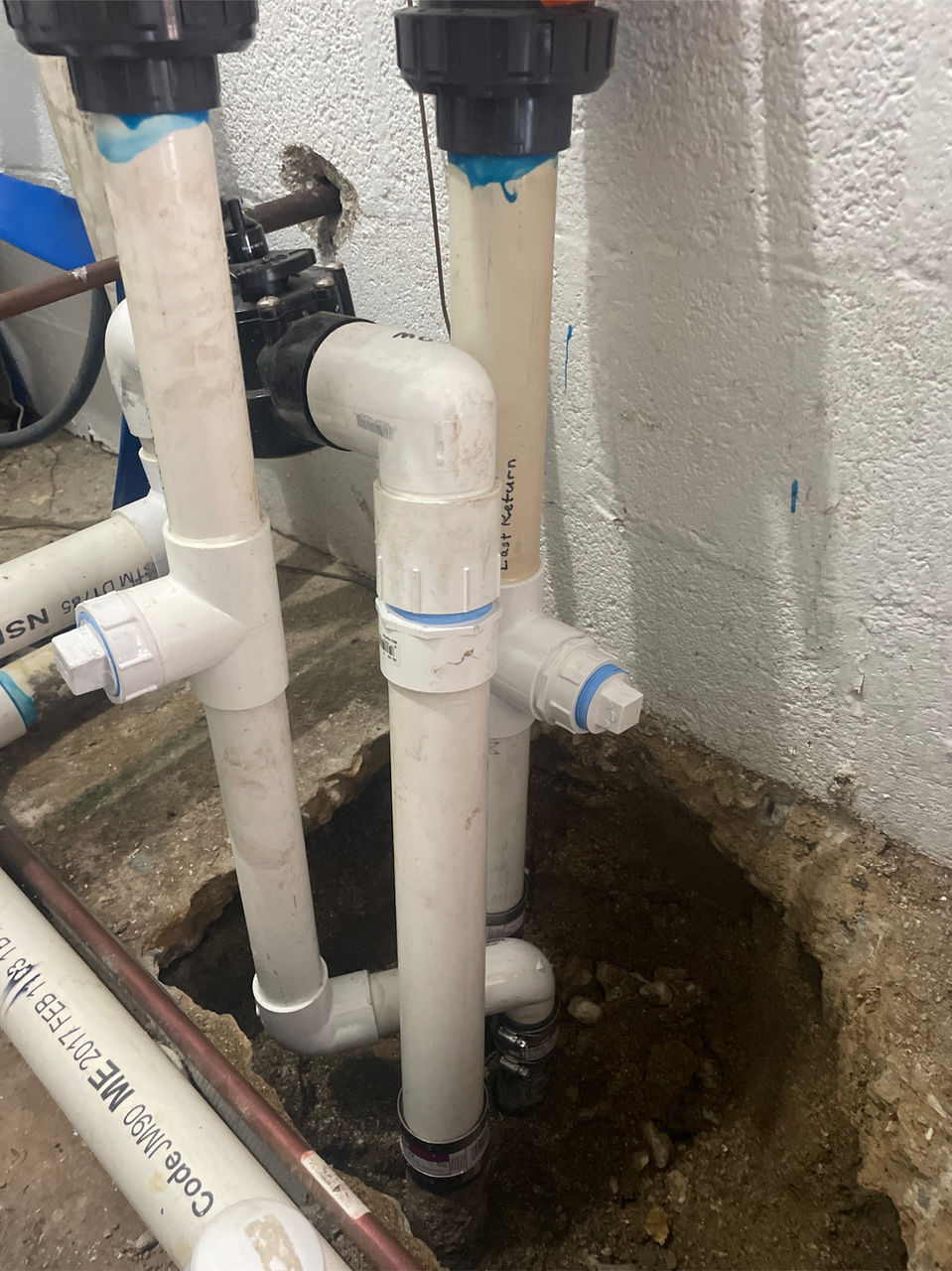 Long Grove pool pipe leaking