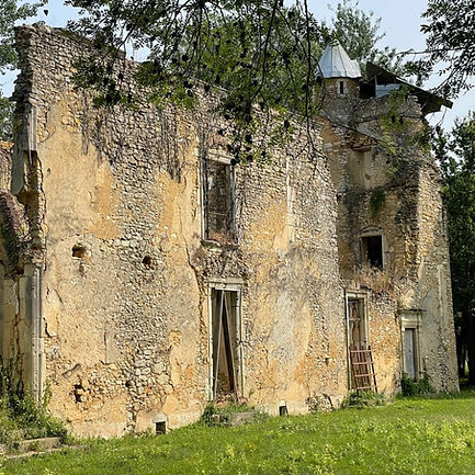 Chateau Façade.jpeg