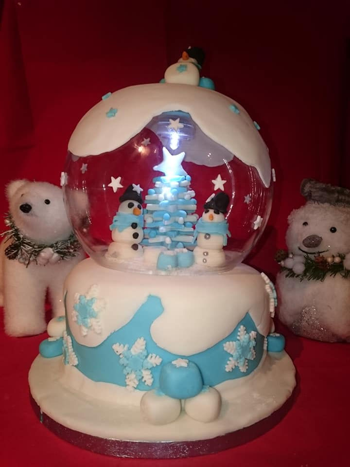 snow globe cake.jpg