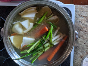 Kitchen Basic: Bone Broth