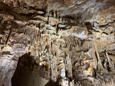 Natural Bridge Caverns