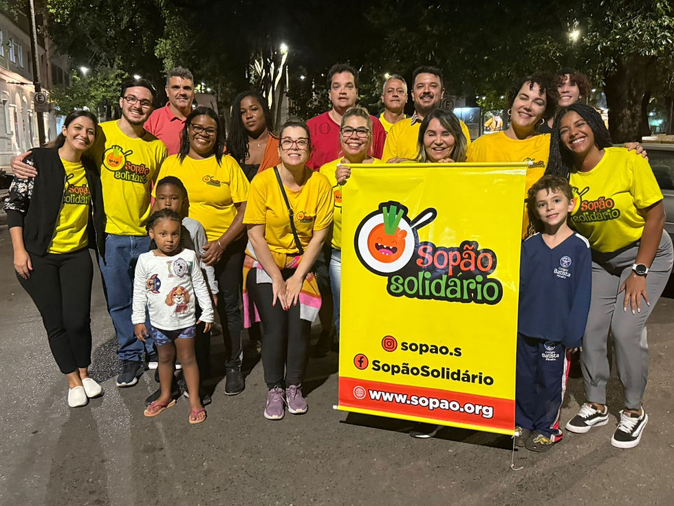 voluntários do Sopão Solidário