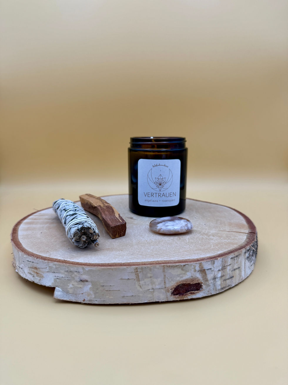 Räucherwerk mit weisser Salbei und Palo Santo