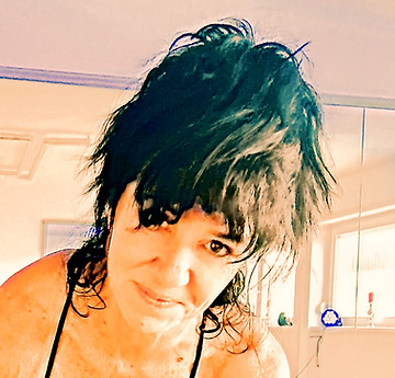 Andrea, Spezialistin für Yogischen Schlaf & sanfte Nervensystem-Regulation, erklärt ihre Methode für Innere Ruhe.