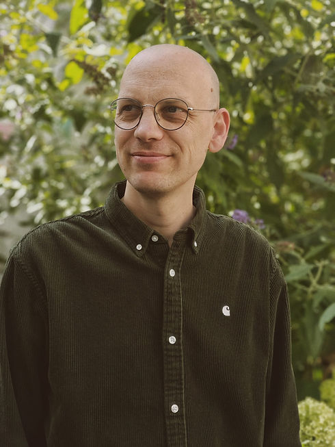 Portrait Neu.jpeg