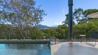 Piscina Adore Cacupé com vista para o mar