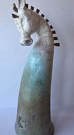 8) 6300 kr, Arabella, raku-stengods, Birgitta Ryberg, h = 46 cm.jpg