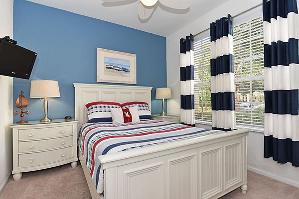 Bedroom 2 2000.jpg