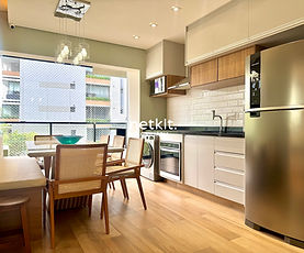 Apartamento Mobiliado com 3 Dormitórios e 2 Vagas | Ao lado do Metrô Oscar Freire