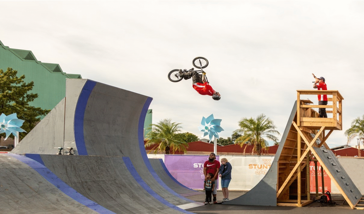 TX Stunt Jam 2019 - BMX Rider Does Trick Over Standing Volunteers