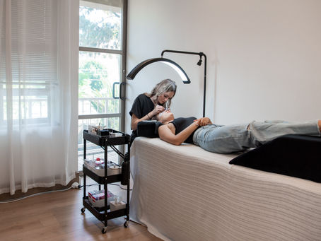 The Secret to Effortless Glamour: Why Lash Extensions Save You Time