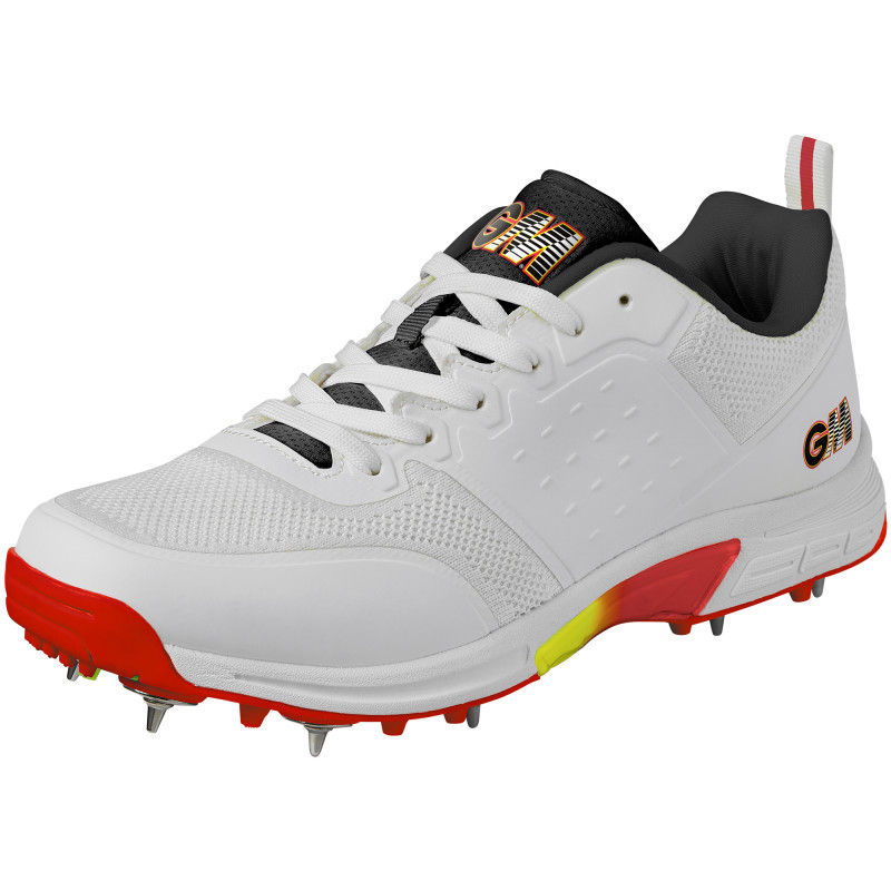 GM Rival Spike Cricket Shoe