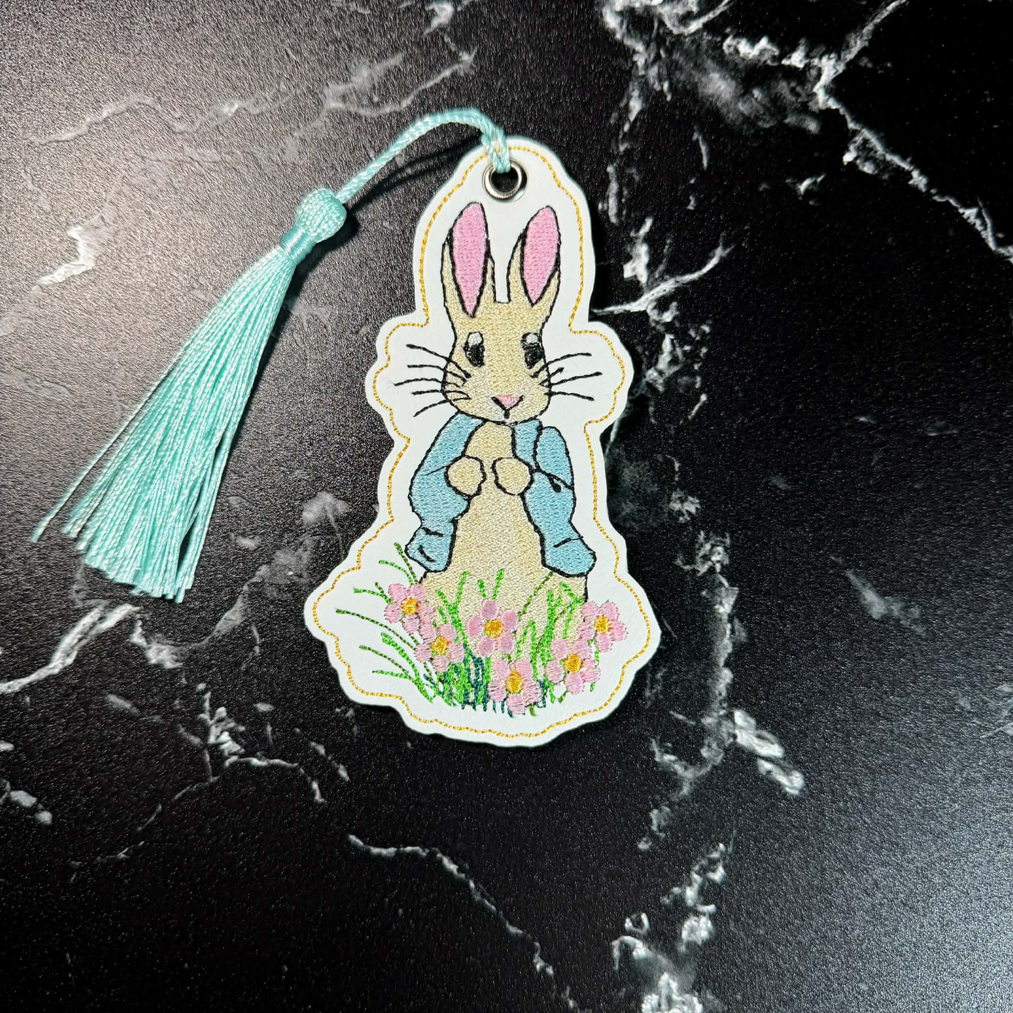 Cute Easter rabbit eyelet