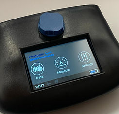 Go!UV254 Portable Cuvette for UVT and UVA Measurements, Includes 2 x 10mm Cuvettes and Spare Battery