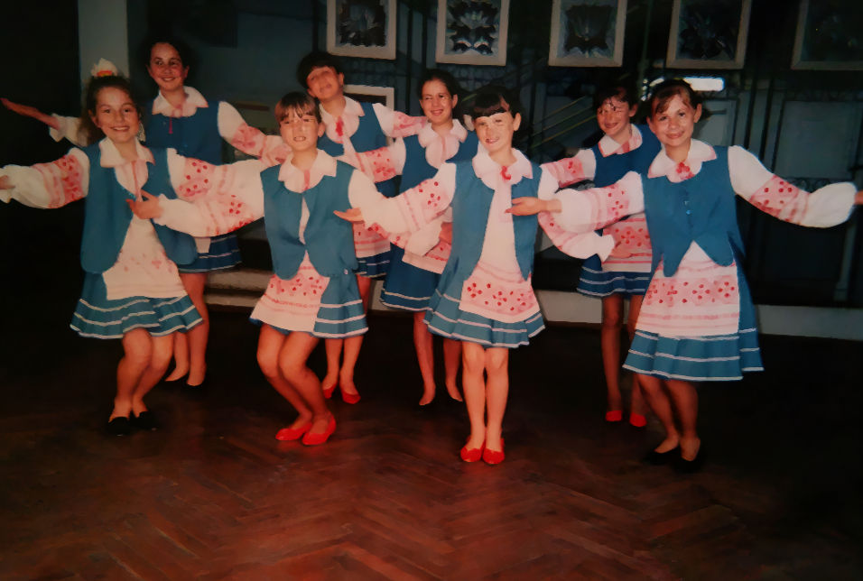 Nalini Dance and her students in Ukraine, 1995