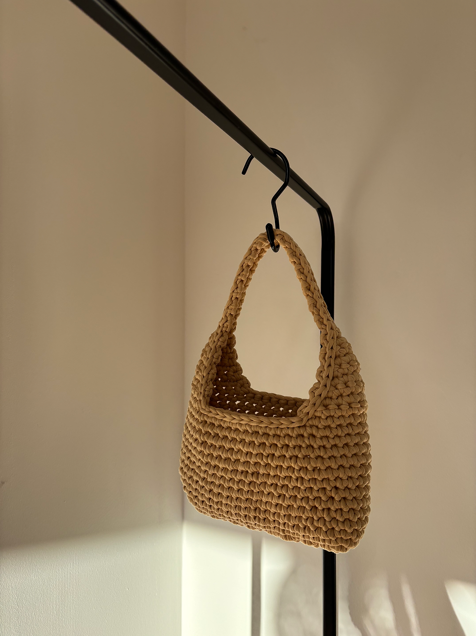 Miniaturbild: Liana bag - sandy beige M