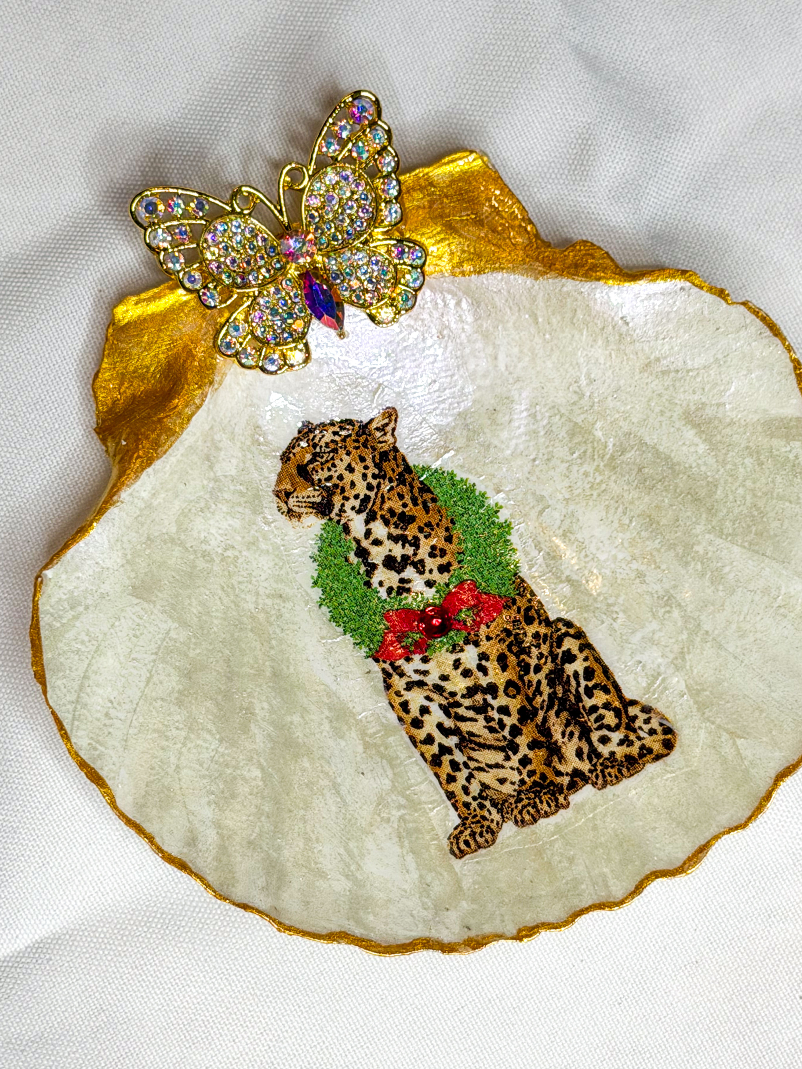 Holiday Cheetah Clam Shell Trinket Dish