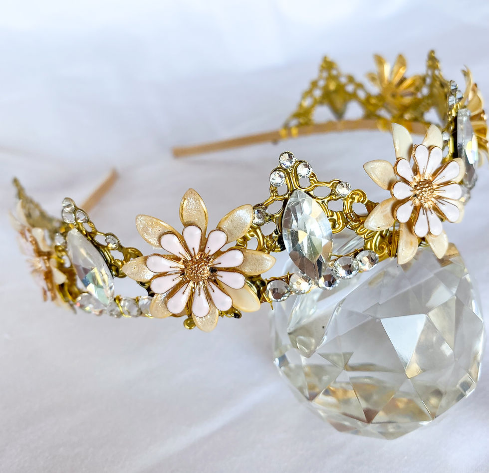 Thumbnail: Meredith - Bridal Crown