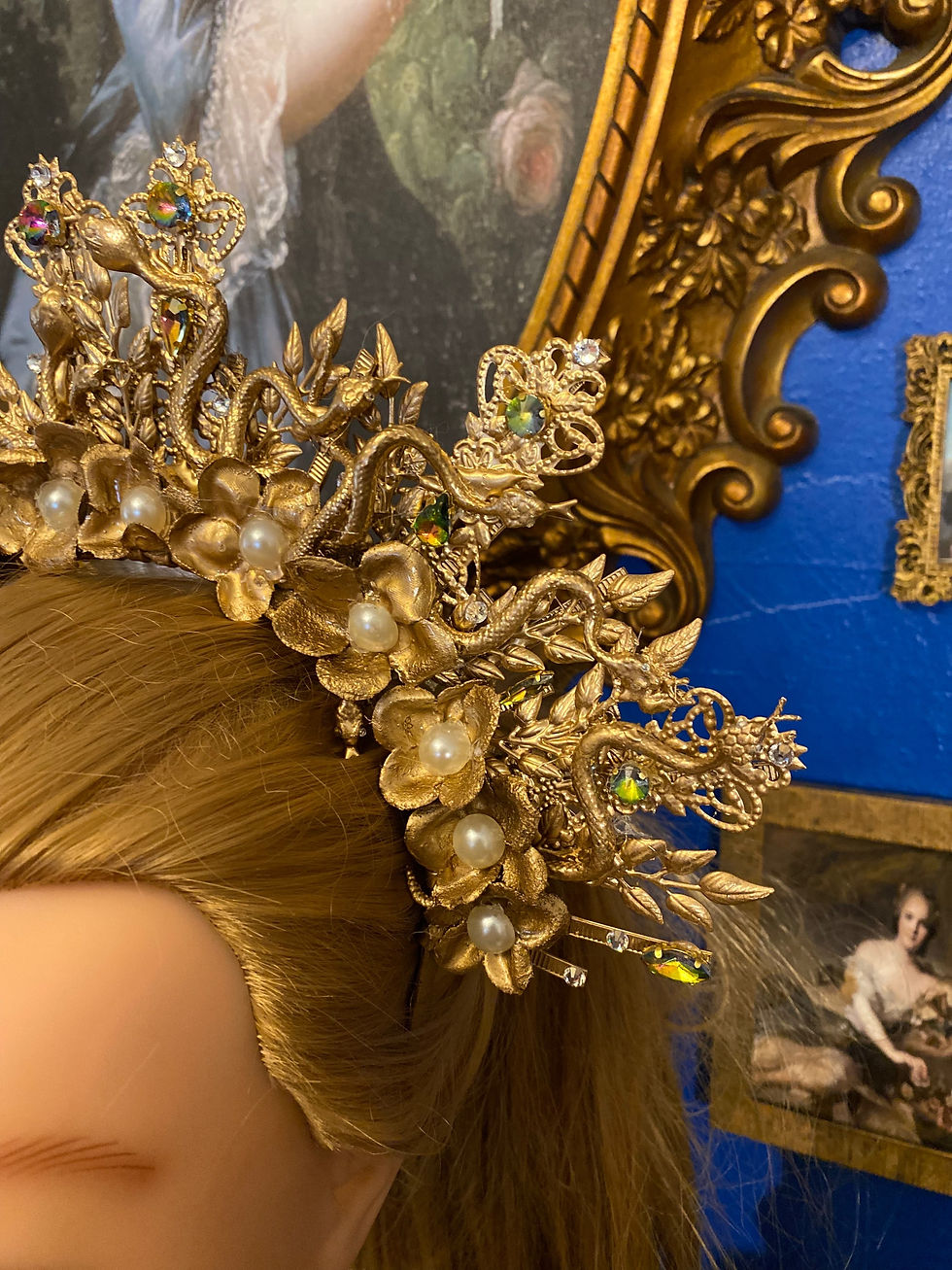 Thumbnail: Medusa Halo Crown