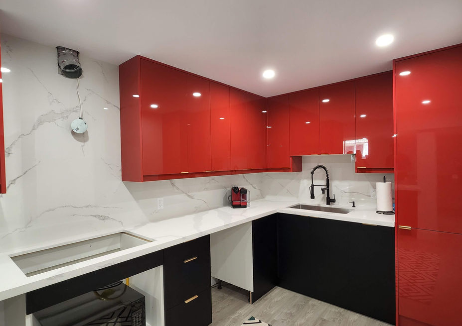 Snellman Kitchen Cabinet