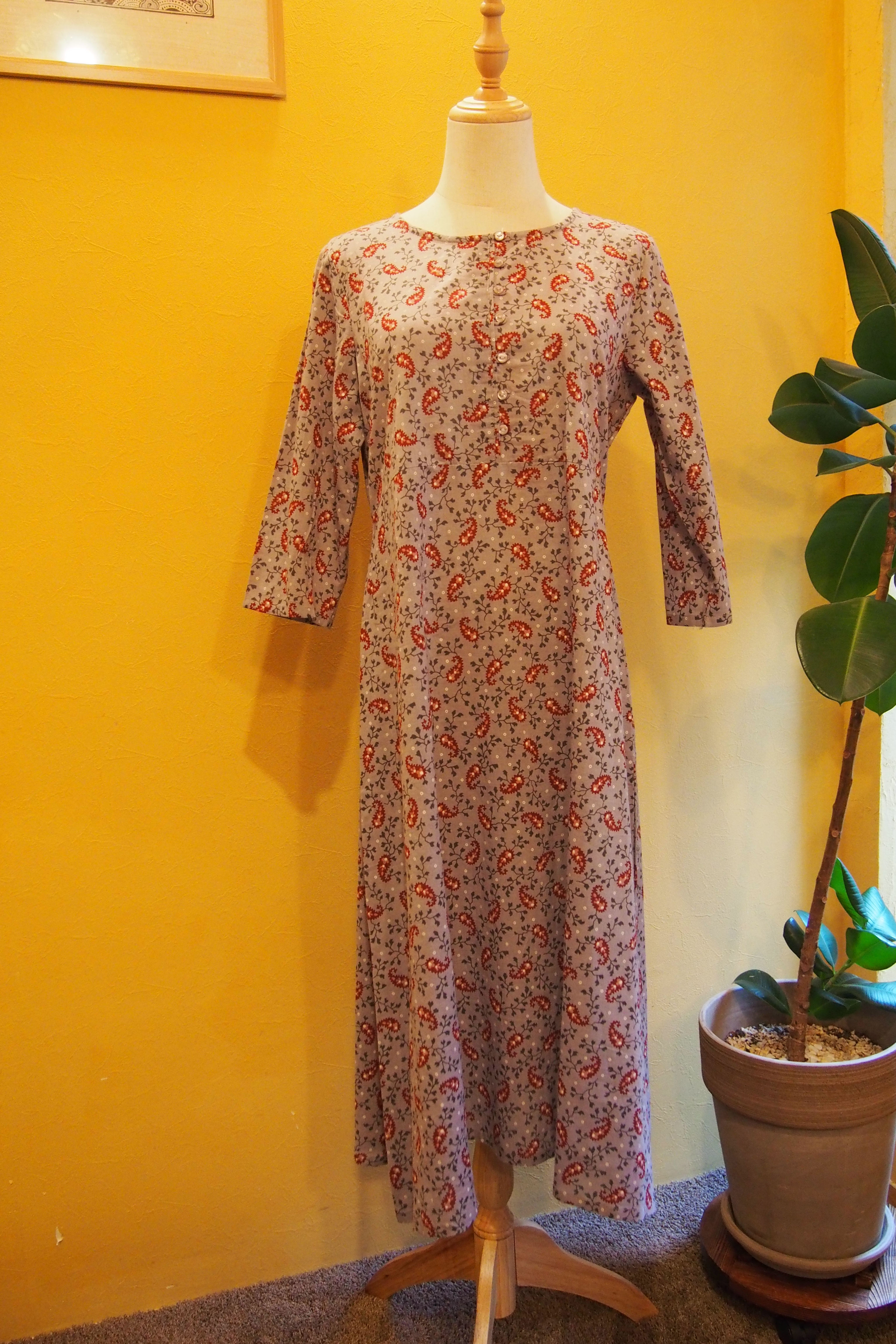 グレー＆マルーンＡラインクルタ