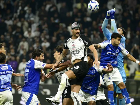 Corinthians e Cruzeiro empatam sem gols em volta de Cássio a Itaquera