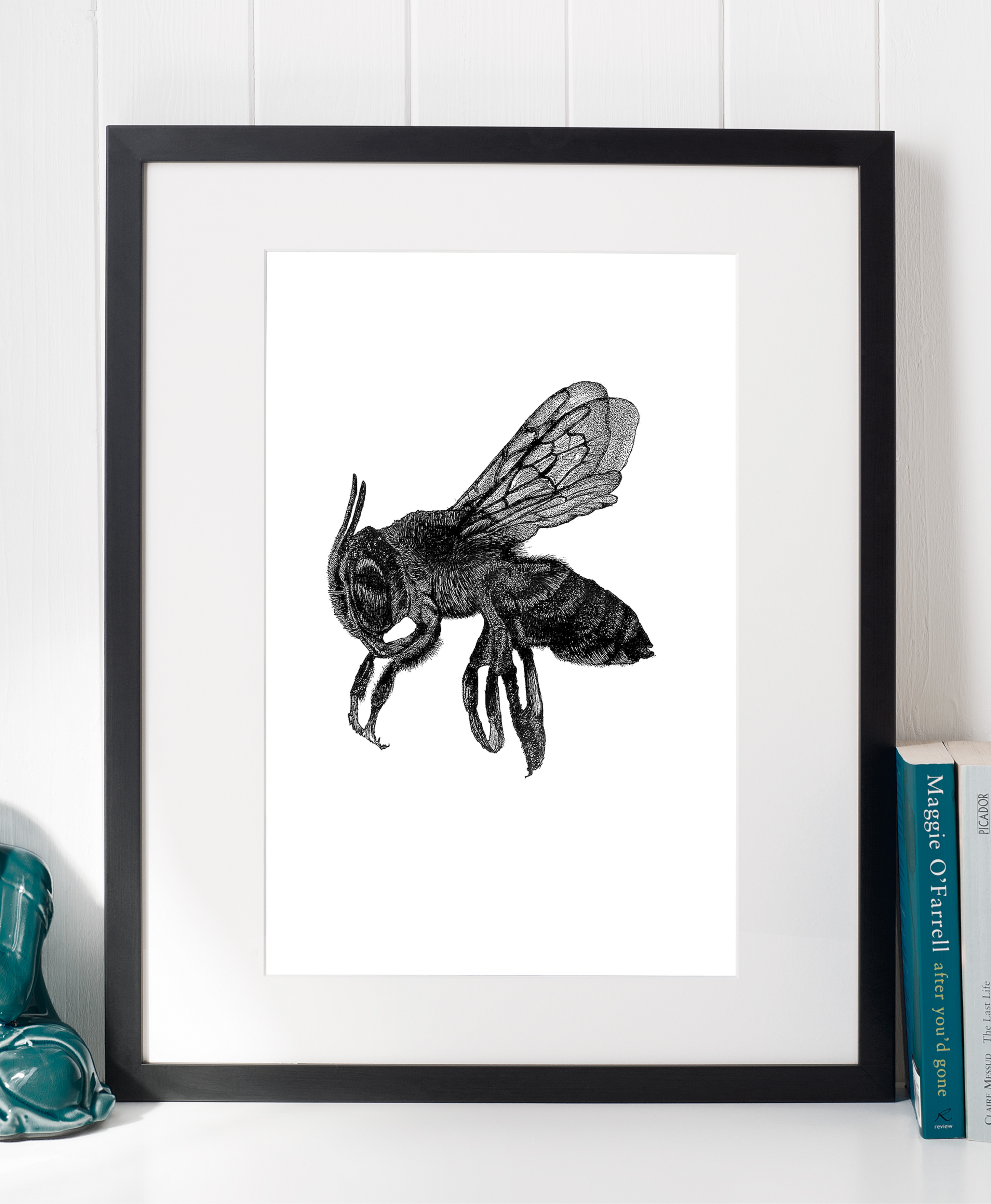 Bee Sideways