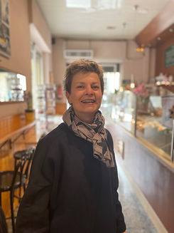 Esther propietaria Forn Romà
