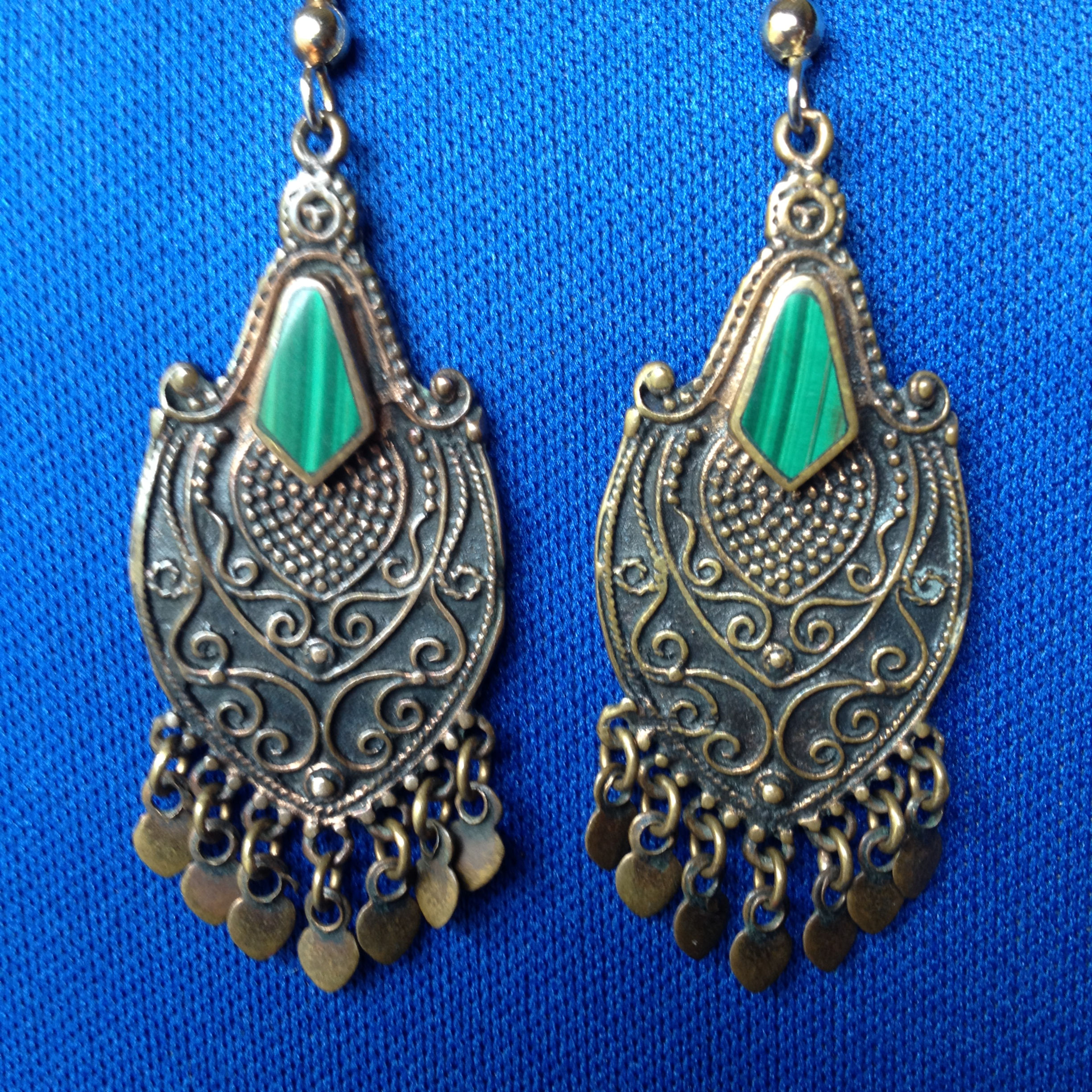 TTO 0499 Indian Brass Earrings with Malachite